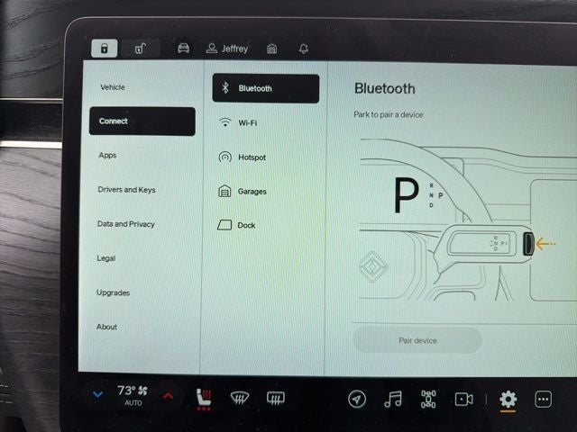 2024 Rivian R1S Adventure