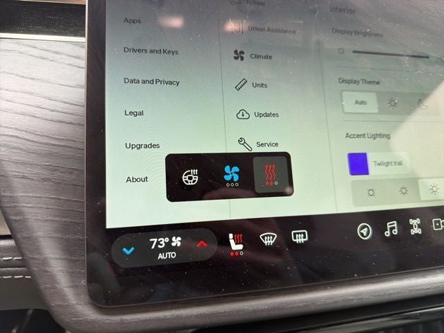 2024 Rivian R1S Adventure