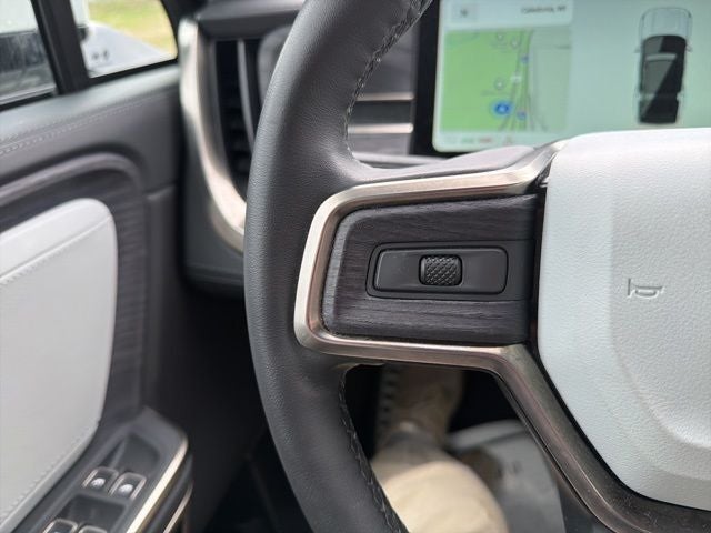 2024 Rivian R1S Adventure