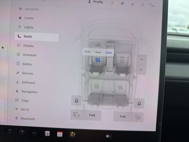 2026 Tesla Model Y Premium