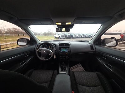 2022 Mitsubishi Outlander Sport Base