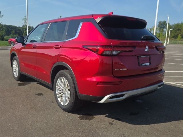 2022 Mitsubishi Outlander SE