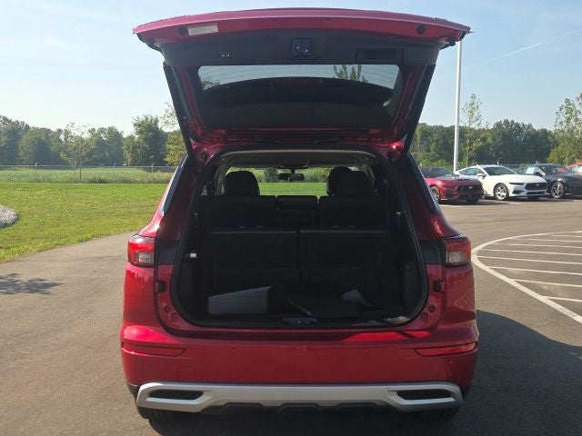 2022 Mitsubishi Outlander SE
