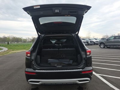 2022 Mitsubishi Outlander SE