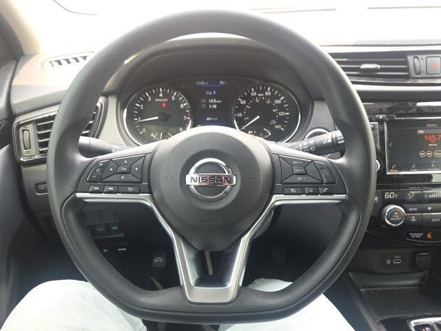2020 Nissan Rogue Sport SV