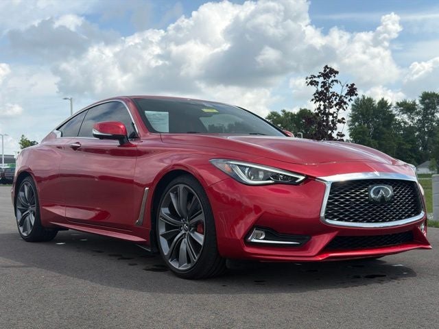 2018 INFINITI Q60 Red Sport 400