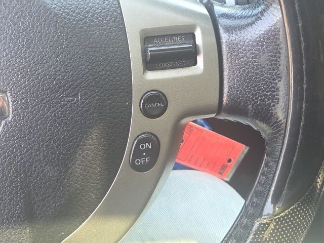 2011 Nissan Rogue SV