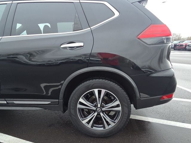 2017 Nissan Rogue SL