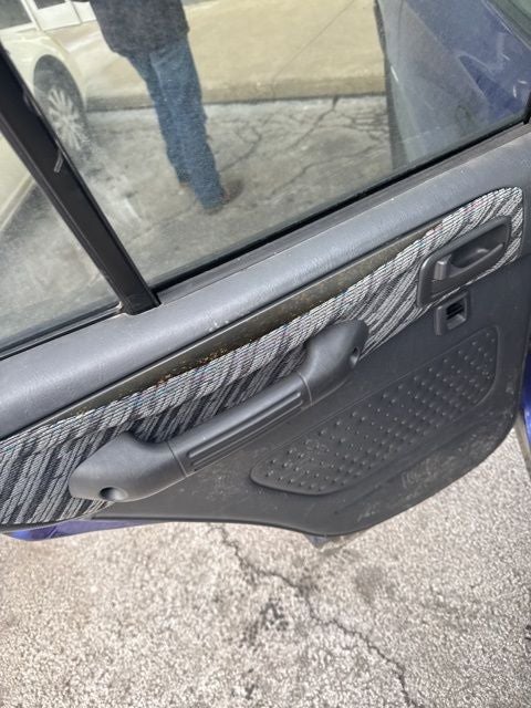 1998 Toyota RAV4 Base