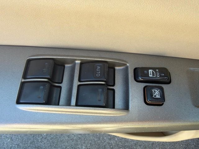 2005 Toyota Prius Base