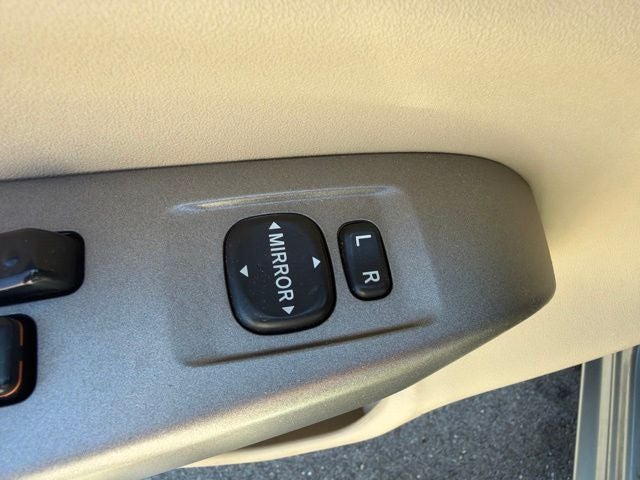 2005 Toyota Prius Base