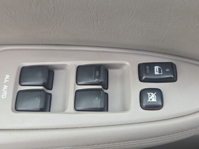 2004 Lexus ES 330