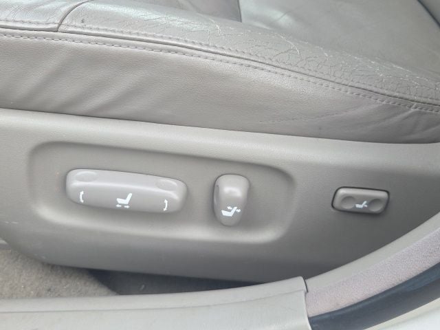 2004 Lexus ES 330