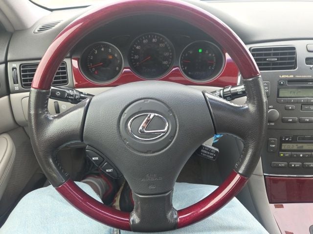 2004 Lexus ES 330