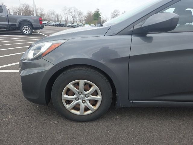 2012 Hyundai Accent GS