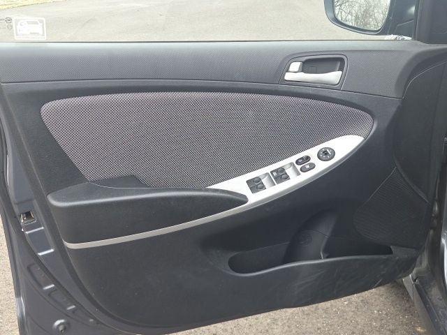 2012 Hyundai Accent GS