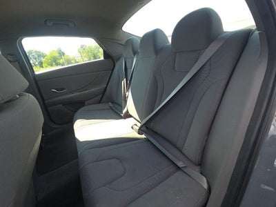 2021 Hyundai Elantra SE