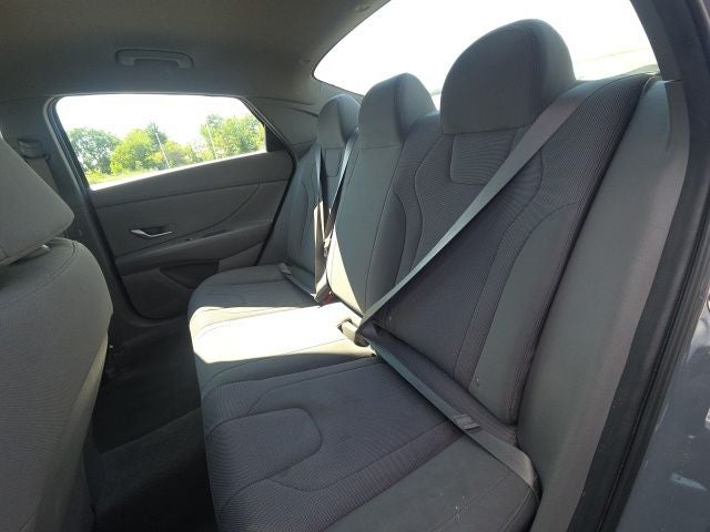 2021 Hyundai Elantra SE