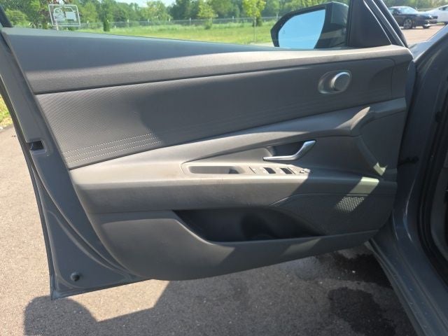2021 Hyundai Elantra SE