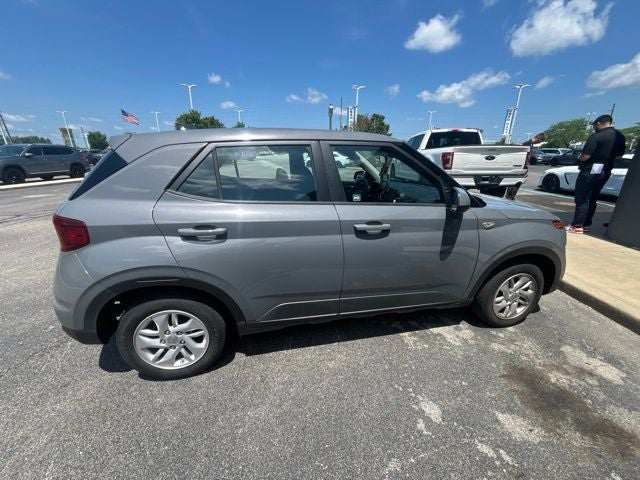 2021 Hyundai Venue SE