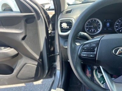 2021 Hyundai Venue SE