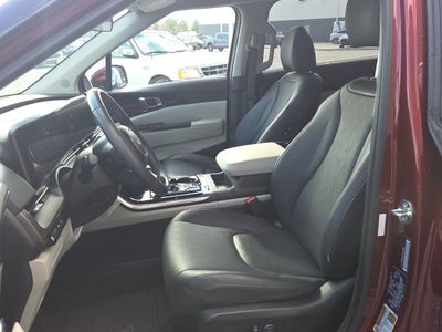 2024 Kia Carnival SX