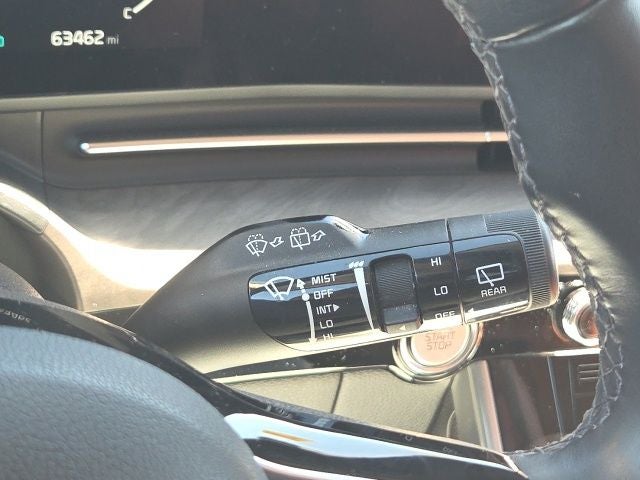 2024 Kia Carnival SX