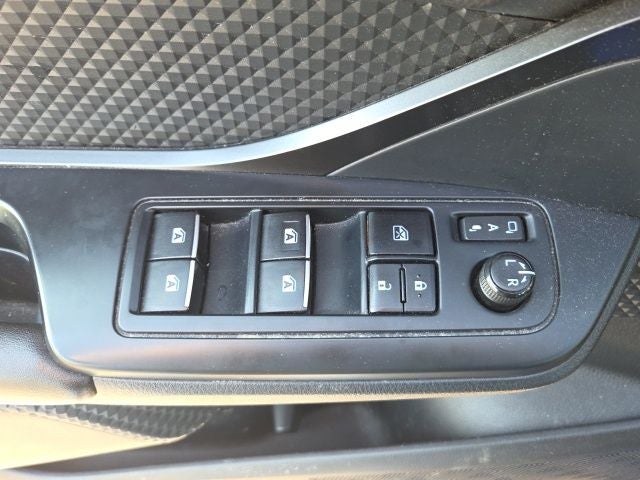 2018 Toyota C-HR XLE Premium