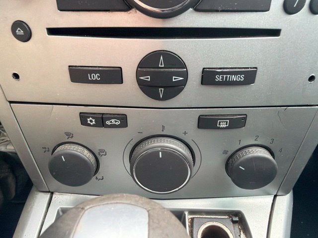 2008 Saturn Astra XR