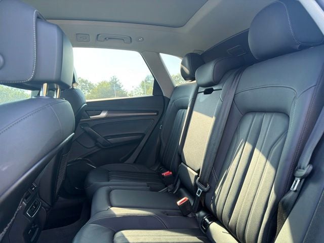 2022 Audi Q5 45 S line Premium quattro