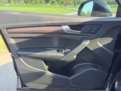 2022 Audi Q5 45 S line Premium quattro