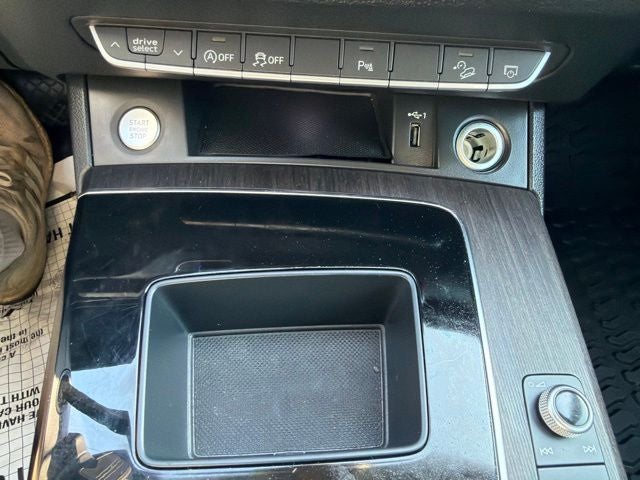 2022 Audi Q5 45 S line Premium quattro