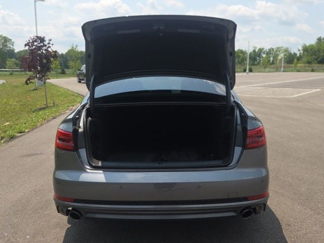 2017 Audi A4 2.0T quattro Premium