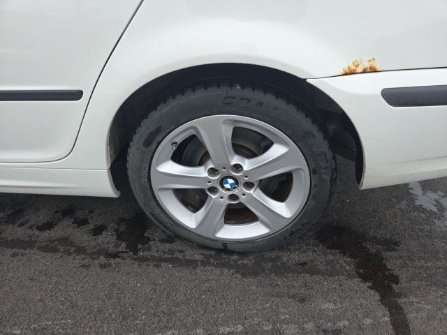 2004 BMW 3 Series 330xi