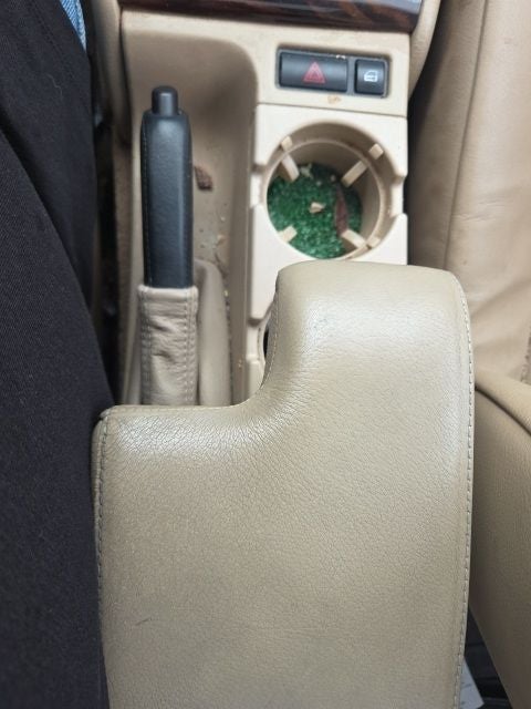 2004 BMW 3 Series 330xi