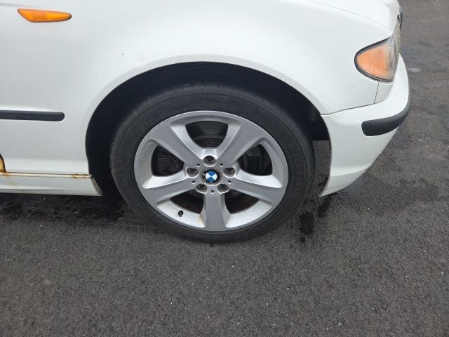 2004 BMW 3 Series 330xi