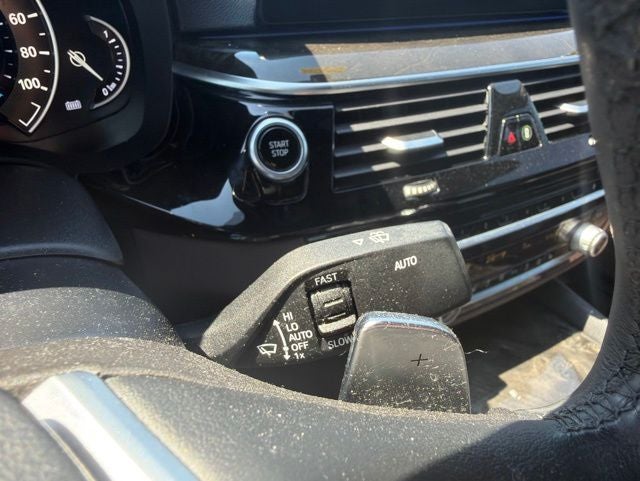 2018 BMW 5 Series 530e xDrive iPerformance