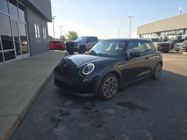 2025 MINI Cooper S Iconic