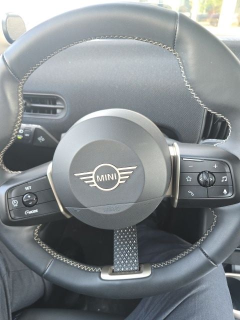 2025 MINI Cooper S Iconic
