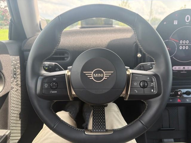2025 MINI Cooper S Iconic
