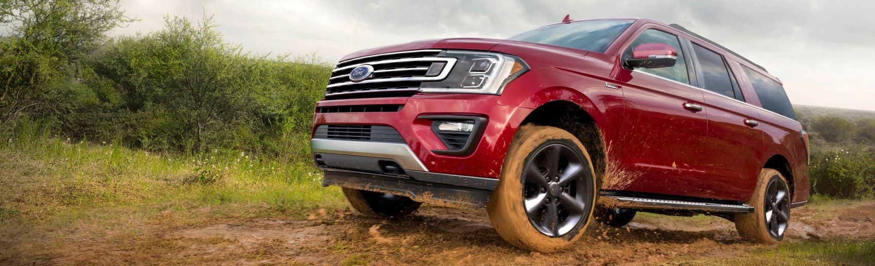 Ford Expedition red